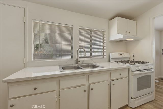 7888 Lankershim Avenue, Highland, CA 92346