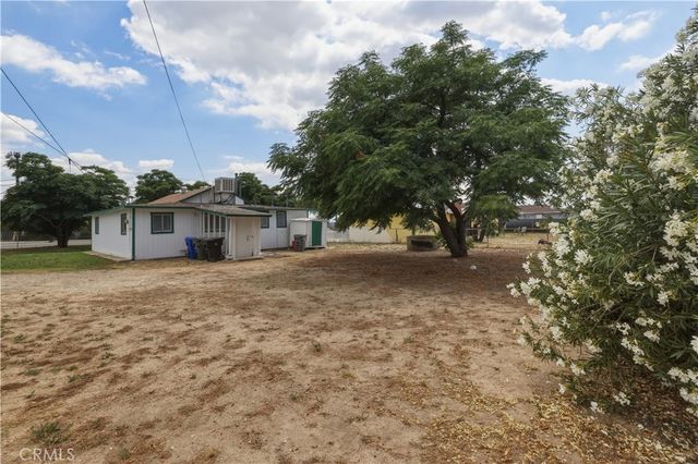 7888 Lankershim Avenue, Highland, CA 92346