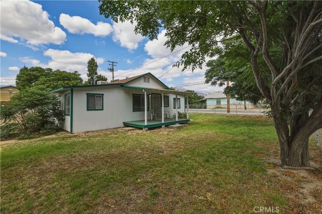 7888 Lankershim Avenue, Highland, CA 92346
