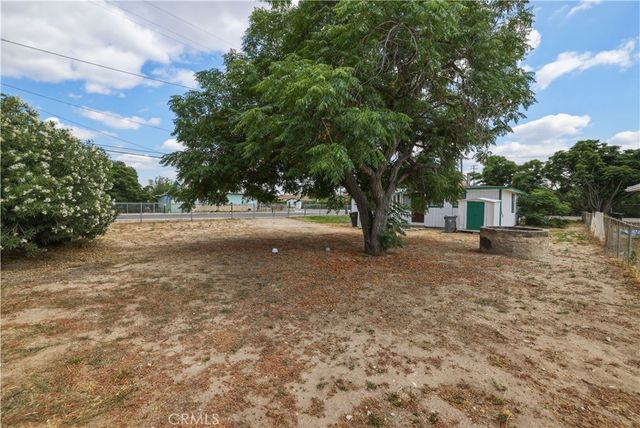 7888 Lankershim Avenue, Highland, CA 92346