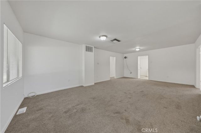 7888 Lankershim Avenue, Highland, CA 92346