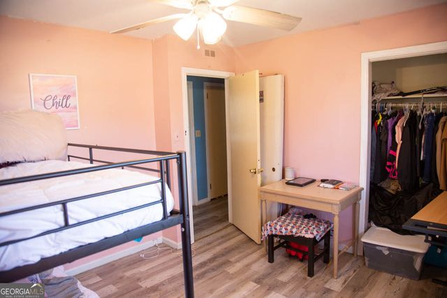 90 North Drive, Hampton, GA 30228