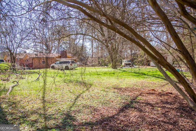 90 North Drive, Hampton, GA 30228