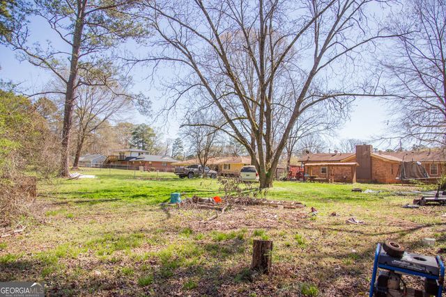 90 North Drive, Hampton, GA 30228
