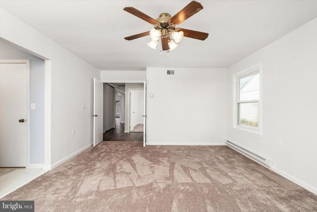 48 DUNSTABLE RD, Southampton, NJ 08088