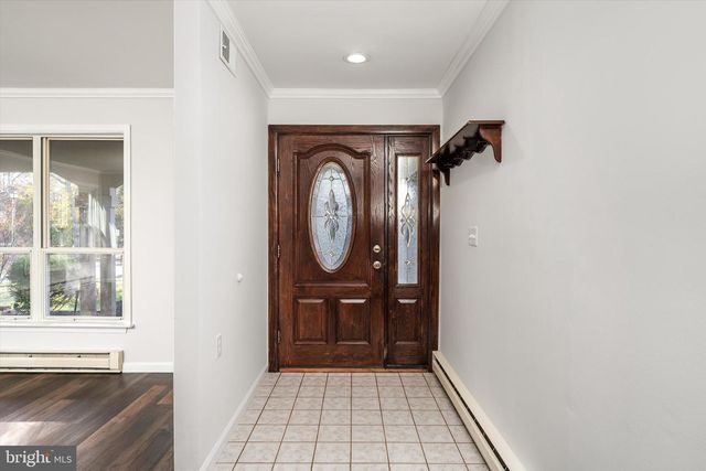 48 DUNSTABLE RD, Southampton, NJ 08088