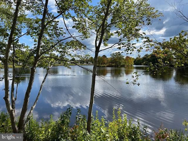 48 DUNSTABLE RD, Southampton, NJ 08088