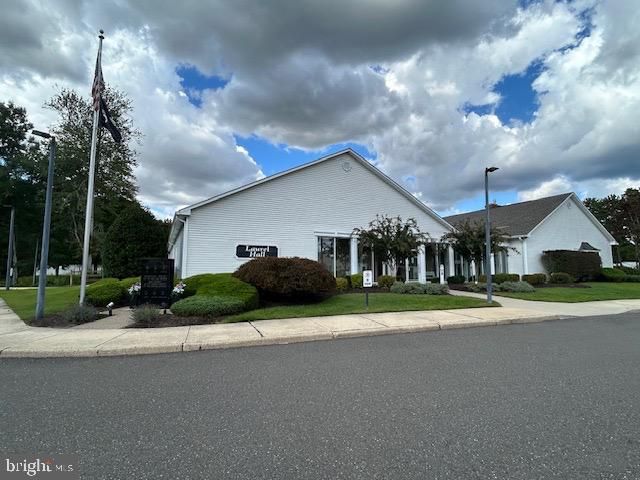 48 DUNSTABLE RD, Southampton, NJ 08088