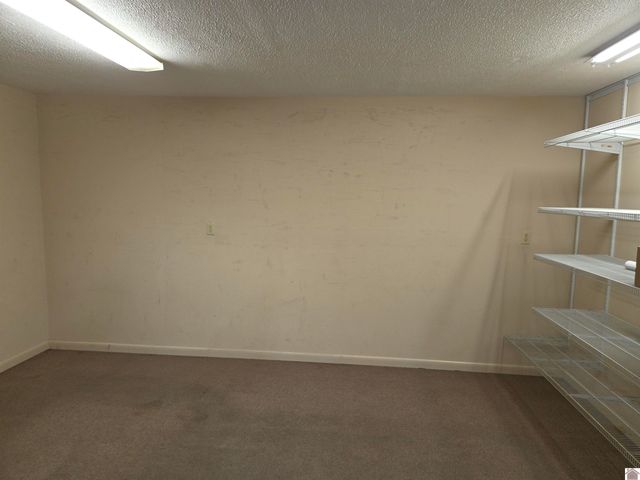 345 Rosewood Drive, Paducah, KY 42001