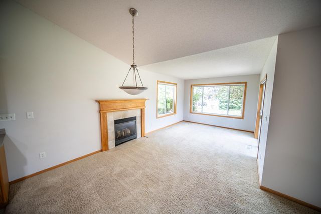 6153 South Pointe Drive SW, Rochester, MN 55902