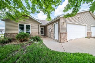 6153 South Pointe Drive SW, Rochester, MN 55902