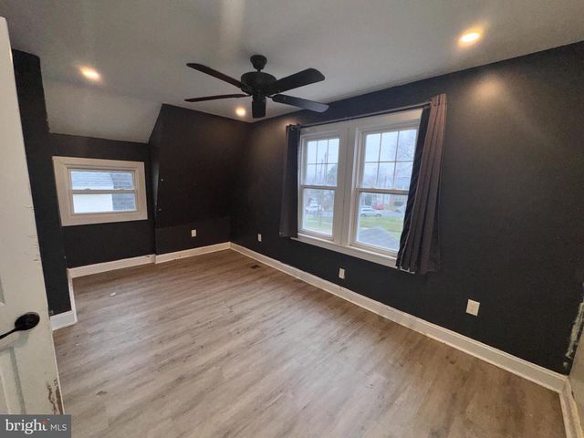 215 SEMINOLE AVE, Norwood, PA 19074