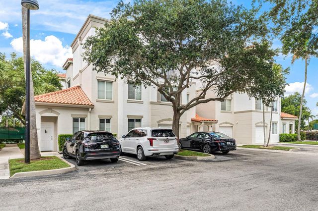 11022 Legacy Drive 305, Palm Beach Gardens, FL 33410