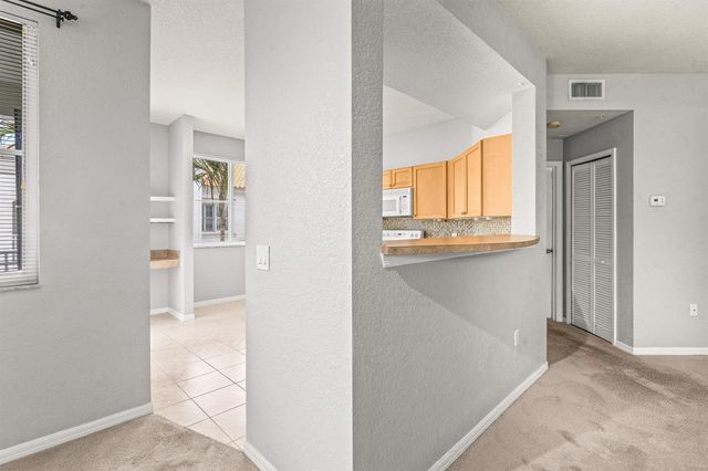 11022 Legacy Drive 305, Palm Beach Gardens, FL 33410