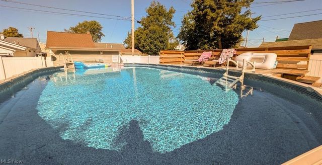 41 Poplar Street, Huron, OH 44839