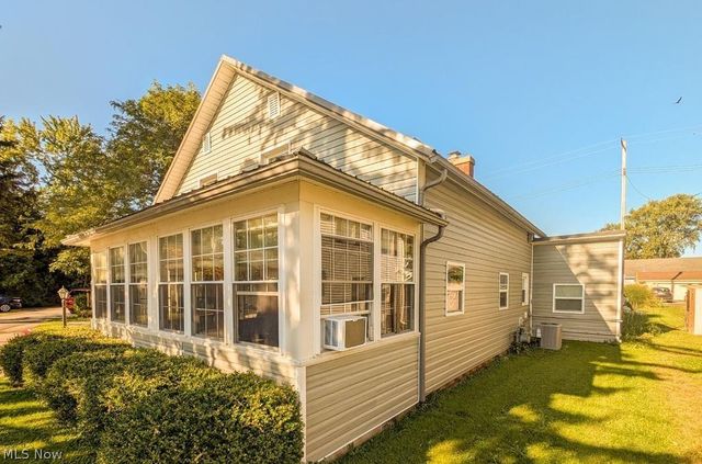 41 Poplar Street, Huron, OH 44839