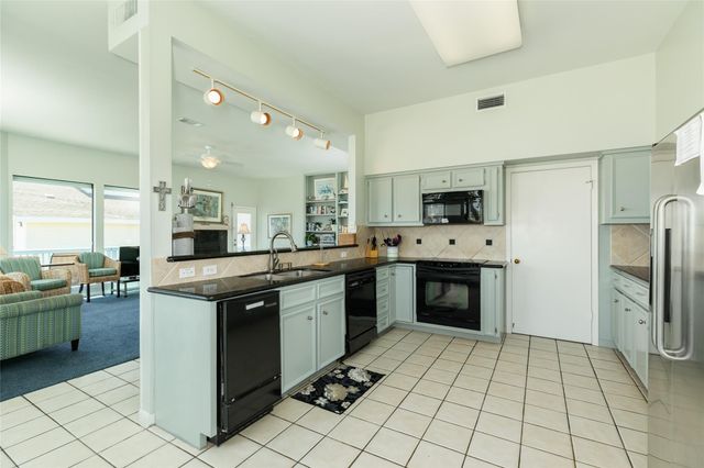 4223 Ghost Crab Lane, Galveston, TX 77554