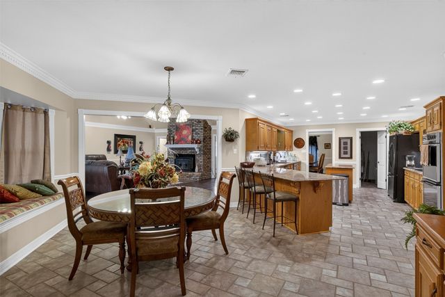 110 Southwood Drive, Bossier City, LA 71111