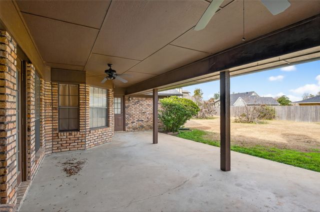 110 Southwood Drive, Bossier City, LA 71111