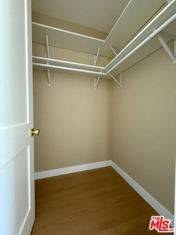 20748 Stagg Street, Winnetka (los Angeles), CA 91306