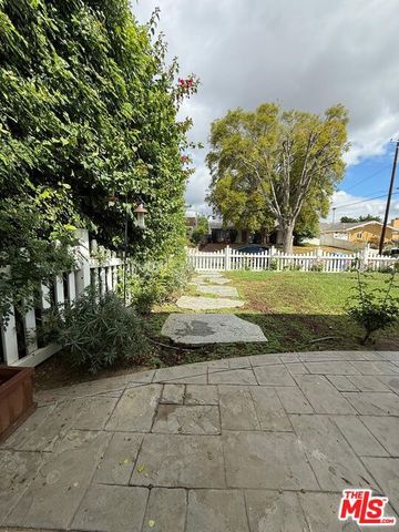 20748 Stagg Street, Winnetka (los Angeles), CA 91306