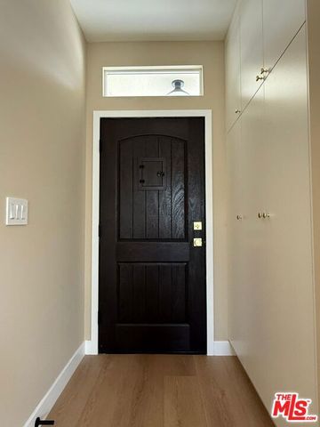 20748 Stagg Street, Winnetka (los Angeles), CA 91306