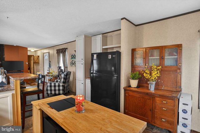 39 COUNTRY CLUB RD W, Northampton, PA 18067