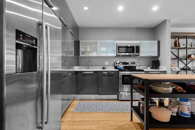 691 Massachusetts Avenue 308, Boston, MA 02118