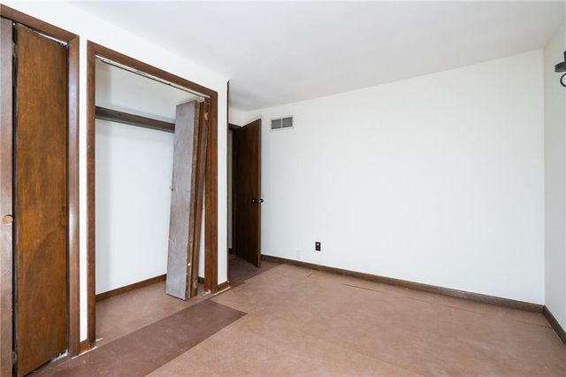 2334 N 100 Road, Wellsville, KS 66092