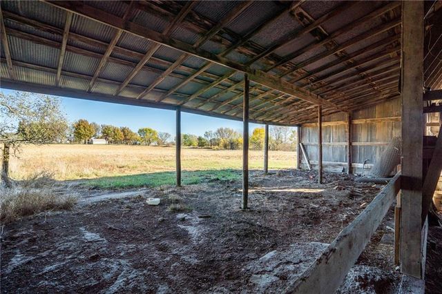 2334 N 100 Road, Wellsville, KS 66092