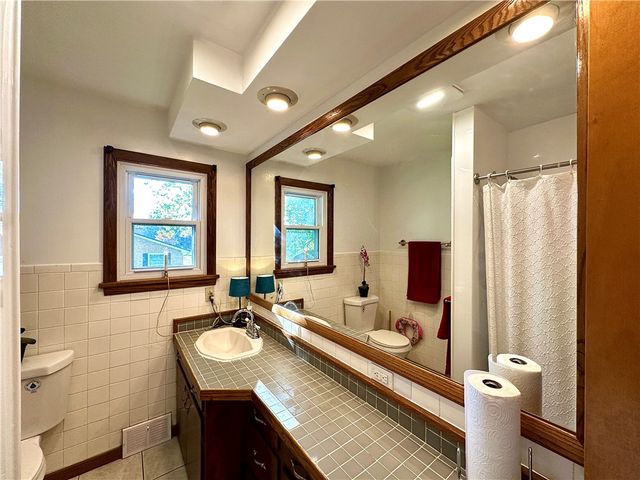 3025 Spring Garden Ave, Neshannock Twp, PA 16105