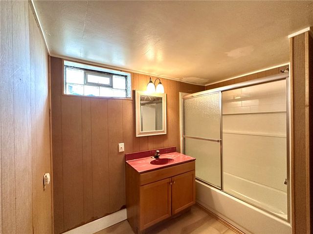 3025 Spring Garden Ave, Neshannock Twp, PA 16105