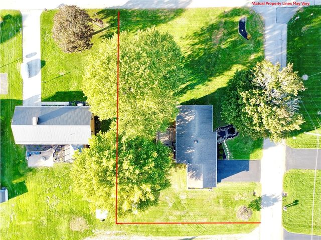 3025 Spring Garden Ave, Neshannock Twp, PA 16105