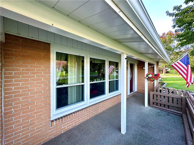 3025 Spring Garden Ave, Neshannock Twp, PA 16105