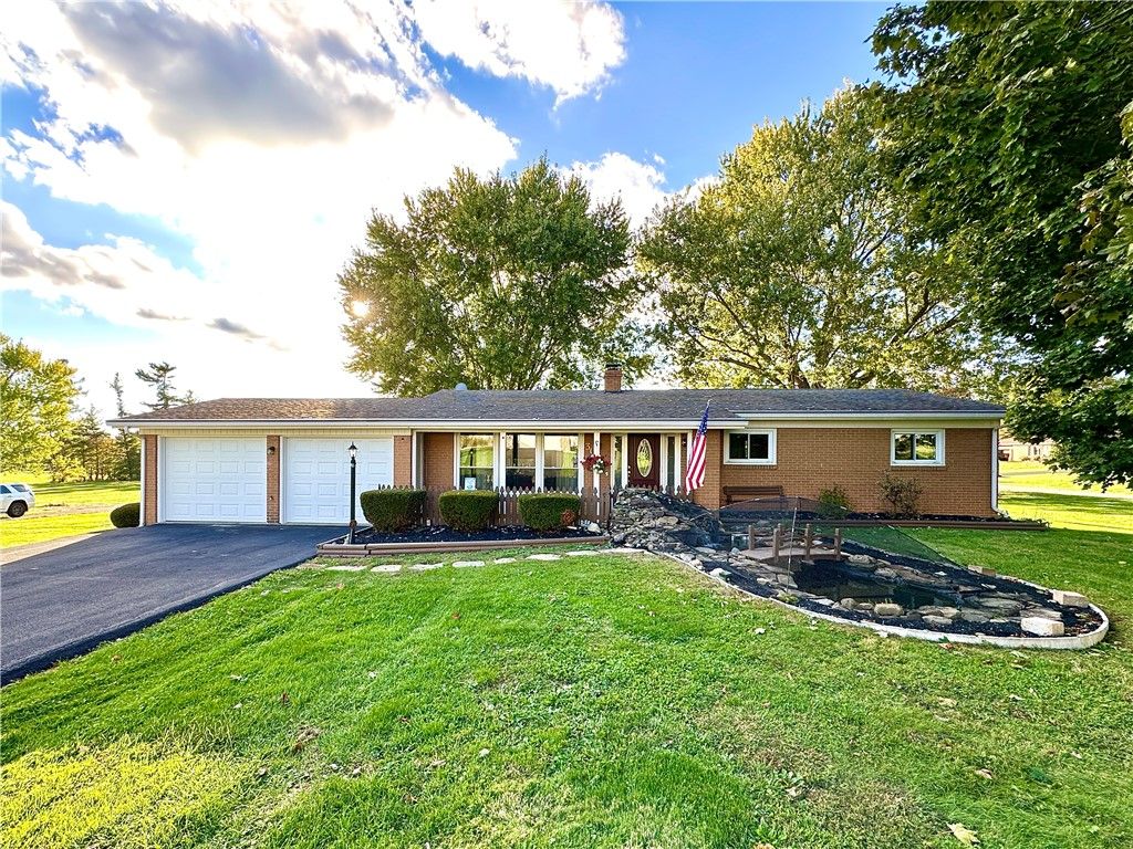 3025 Spring Garden Ave, Neshannock Twp, PA 16105