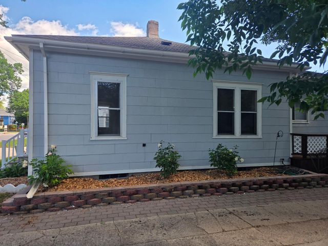 310 14th Street S, Fargo, ND 58103