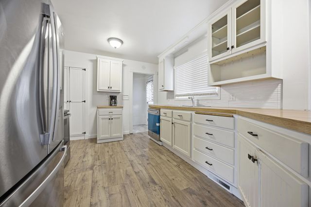 310 14th Street S, Fargo, ND 58103