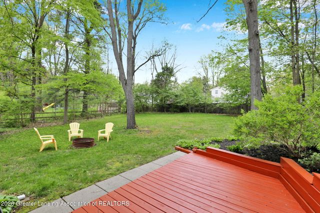 111 Feldspar Drive, Williamston, MI 48895