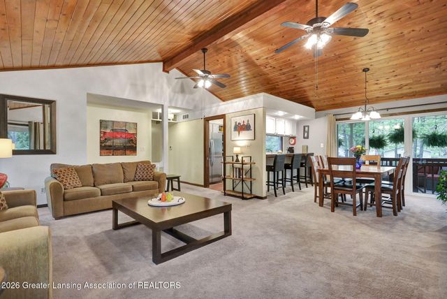 111 Feldspar Drive, Williamston, MI 48895