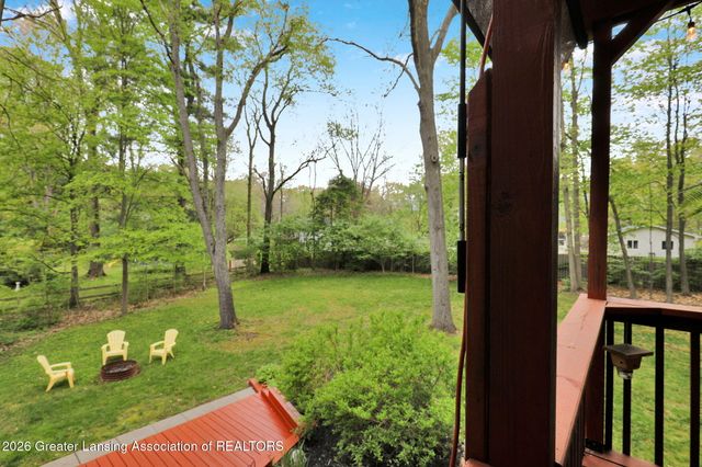 111 Feldspar Drive, Williamston, MI 48895