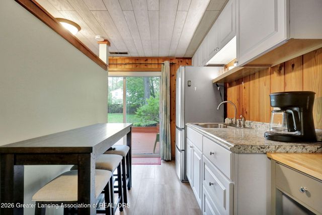 111 Feldspar Drive, Williamston, MI 48895