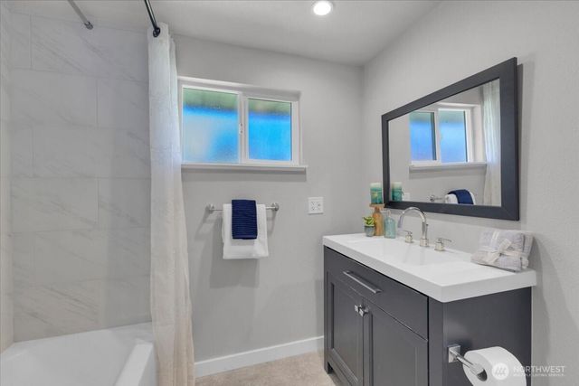 128 107th Street SE, Everett, WA 98208