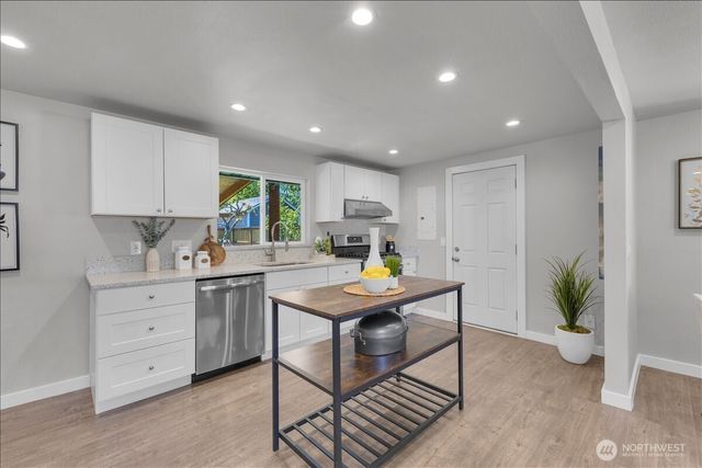 128 107th Street SE, Everett, WA 98208