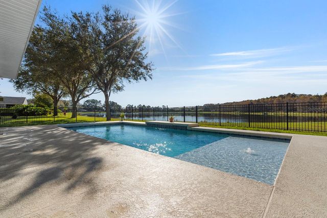 4916 PARKVIEW DRIVE, St Cloud, FL 34771