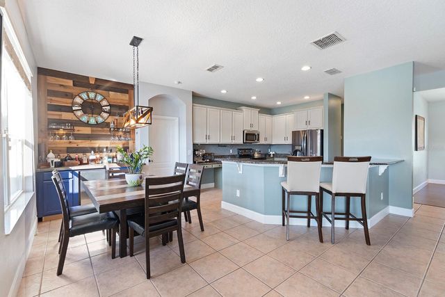 4916 PARKVIEW DRIVE, St Cloud, FL 34771