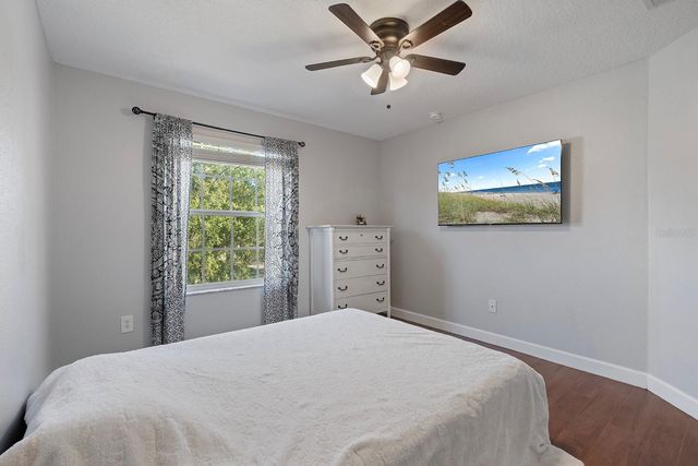 4916 PARKVIEW DRIVE, St Cloud, FL 34771