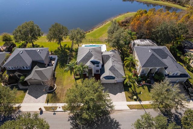 4916 PARKVIEW DRIVE, St Cloud, FL 34771