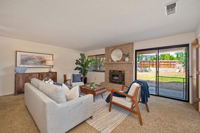 4124 Mindt Ct, Carmichael, CA 95608