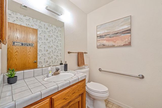 4124 Mindt Ct, Carmichael, CA 95608