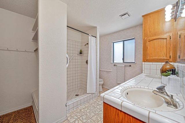4124 Mindt Ct, Carmichael, CA 95608